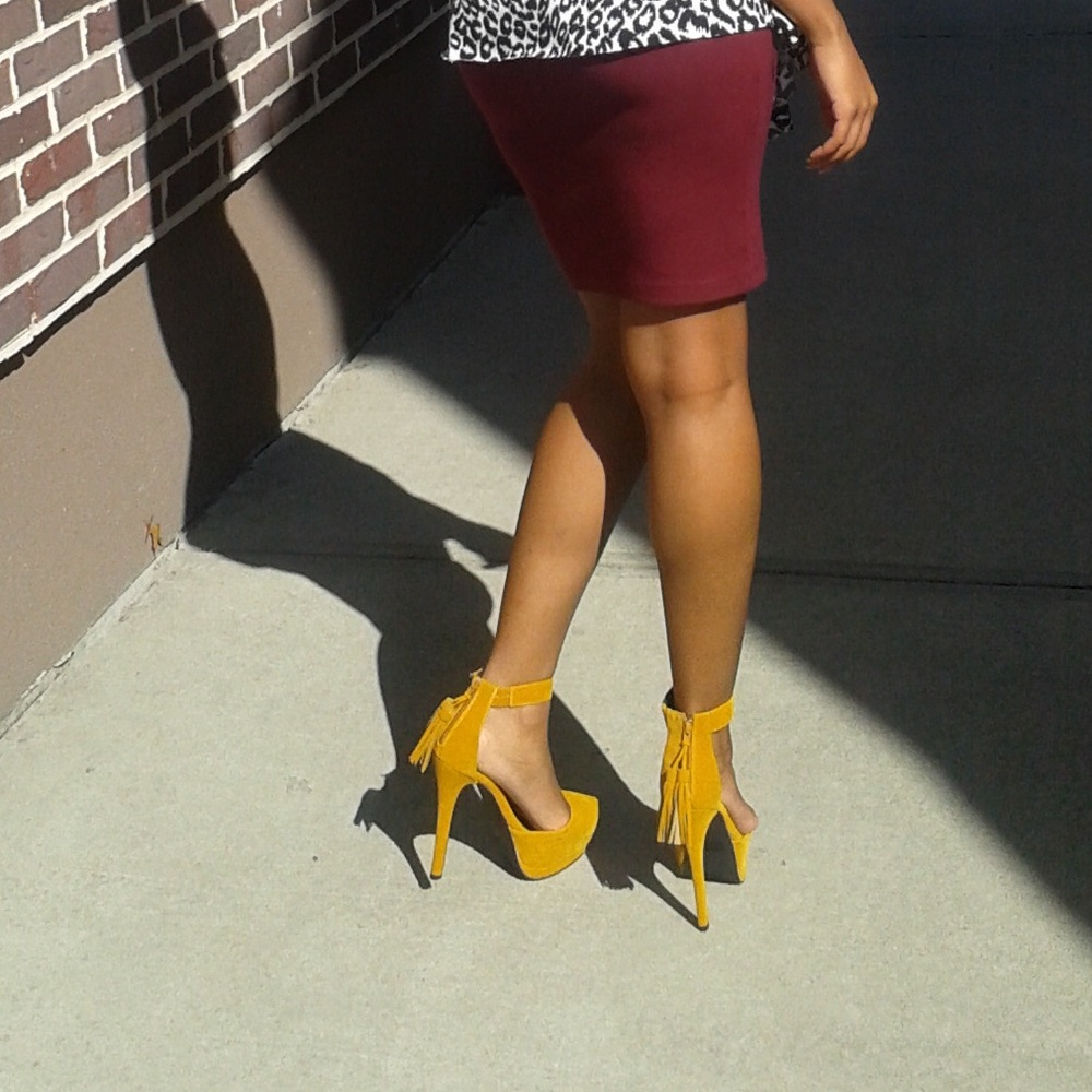 🚨FINAL PRICE🚨Fringe High Heels